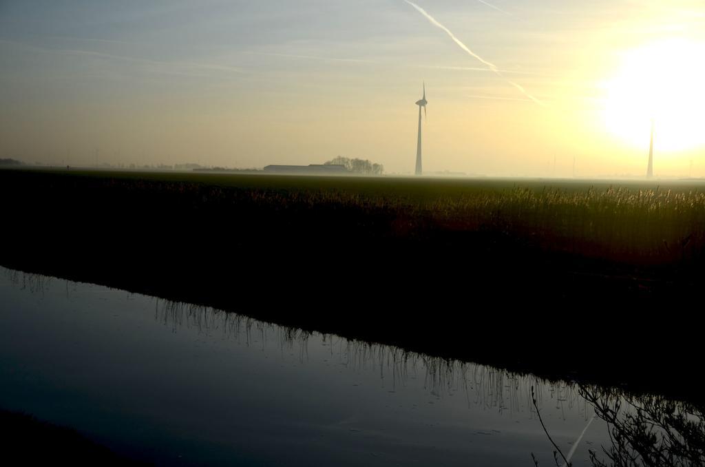 Am Alten Hafen Neuharlingersiel Luaran gambar
